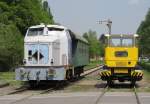 Henschel DH240 und SKL Arbeitstriebzug der Eisenbahnfreunde Grenzland am 26.4.2011 in Wahlheim b.