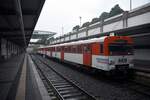 HENSTEDT-ULZBURG (Kreis Segeberg), 10.09.2021, Wagen 53-2 als hinteres Zugteil auf der AKN-Linie A1 nach Neumünster im Bahnhof Henstedt-Ulzburg