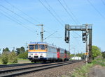 Das Highlight des Tages waren diese MAN Schienenbusse auf Sonderfahrt der BDEF nach Wesseling als DPE24240 mit mehr als 2h Verspätung. Der führende Schienenbus ist noch in alter SWEG Lackierung.

Hürth 05.05.2016