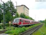 Ein Pendolino kommt am 30.5.09 als RE von Schwandorf in Sulzbach-Rosenberg an.
Bahnbergang und Mittelbahnsteig wurden zwei Jahre spter abgebaut. 

