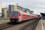 DB: Doppeltraktion der BR 611 bei einem Zwischenhalt in Friedrichshafen Stadt auf der Fahrt  von Ulm nach Basel Badischer Bahnhof am 6. Oktober 2016.
Foto: Walter Ruetsch