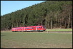 DB 612012 ist hier am 24.2.2018 bei Harsdorf auf dem Weg nach Bayreuth.