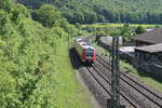 Am 23. Mai war 612 902 als Umleiter durchs Altmühltal unterwegs. Die Strecke Treuchtlingen-Donauwörth war wegen Bauarbeiten gesperrt. Hier bei der Durchfahrt durch Breitenfurt.