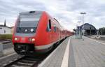 4.9.2010 10:56 DB AG Baureihe 612 033 und 612 026 als RE aus Altenburg nach Erfurt im Gera Hauptbahnhof auf Gleis 3b. 