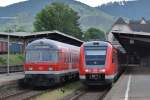 Hier links RE14067 von Hannover Hbf. nach Bad Harzburg und rechts 612 014 und 612 659 als RE4 von Halle(Saale) Hbf. nach Hannover Hbf., diese beiden Zge standen am 22.5.2011 in Bad Harzburg.