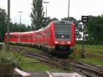 612 089-3 in Lindau Hbf bereitet sich zur Fahrt nach Mnchen vor.
(23.06.2002)