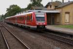 612 014 aus Halle/Saale kommend und mit Fahrziel Hannover, fhrt am Vormittag des 09.06.2012 im Bahnhof Sandersleben ein.