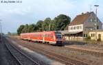 612 558 fhrt am Abend des 5.9.12 als RE nach Schwandorf durch Luitpoldhtte. Bis Dezember 2004 waren hier noch zwei Rangierloks fr den Amberger Gterverkehr stationiert. Seitdem liegen die weitlufigen Gleisanlagen weitgehend brach. 