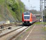 612 123 durch Jgersfreude...

Am 22.04.2010 kommt 612 123 als RE aus Frankfurt und wird gleich den Endpunkt Saarbrcken Hbf erreichen. Der Fahrdraht liegt nur im Saarland und daher mu mit Diesel gefahren werden.