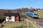 628 424 mit der Werbung für die Gäubodenbahn war am 07.04.18 als Überführung von Mühldorf nach Chemnitz unterwegs.