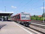 Als 628 523/696 noch im Einsatz war, stand er Mitte August 2018 in Crailsheim als RE nach Ulm