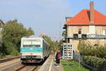 AM 28.09.2018 erreicht 628 526  Anna  als RE  Main-Tauber-Express  Aschaffenburg-Crailsheim den Bahnhof Schrozberg.
