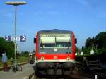 Der 628 586 steht abfahrbereit am 31.05.2008 in Pfarrkirchen auf Gleis 2 in Richtung Passau.    