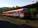 Der RE nach Hagen verlt am 26.09.2008 den Bahnhof in Arnsberg.