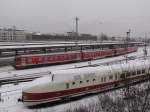 BR 628 beim Umsetzen aus der Abstellgruppe in Berlin Lichtenberg . augenommen am 16.01.2010 von der Brcke Frankfurter Allee.