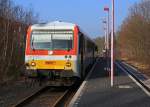 Triebwagen 628 677-7 (Daadetalbahn) der Westerwaldbahn (WEBA) steht am 01.02.2011 in Daaden zur Abfahrt nach Betzdorf (Sieg) bereit.