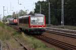 26.8.2012 Nassenheide. 628 647 nach Berlin Lichtenberg und ein RE (geschildert  Ersatzzug ) kreuzen. In Vorbereitung der bevorstehenden Totalsperrung sind nur 2 Gleise nutzbar.