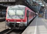 Eine Dreifachtraktion mit 628 674 am Zugschluss steht am 27. August 2012 als RE nach Trier Hbf im Klner Hbf.