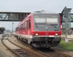 628 649 verlsst am 05. September 2012 als RB nach Burghausen den Bahnhof Mhldorf.