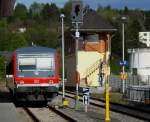 628 582 (Saarbrcken - Lebach/Jabach) hat am 26.04.2010 Einfahrt in den Rest des Bahnhofs Lebach.
KBS 681