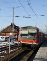 3.4.2013 Bernau bei Berlin. RE 5800 nach Stettin bei der Einfahrt. Links unten km 22.6