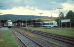 Zwei 628 treffen sich im Sommer 1998 im Bahnhof Wiebelsbach-Heubach