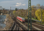 928 415 verlässt am Abend des 4. April 2016 als RB 22732 nach Friedrichshafen Hafen den Bahnhof Lindau.