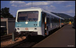 Miltenberg am 13.8.1989: Um 17.00 Uhr steht der 628338 als RB 6174 abfahrbereit nach Aschaffenburg am Bahnsteig.