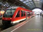 640 027 und ein weiterer Triebwagen stehen am 24.08.07 im Hbf Leipzig. Diese Triebwagen fahren auf der RE-Strecke leipzig - Geithain