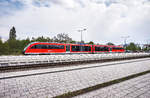 642 519 wird am Bahnsteig 5 bereitgestellt um etwas später die Zugleistung RB 12362 nach Pirmasens Hbf zu erbringen.
Aufgenommen am 19.4.2017 in Landau (Pfalz) Hbf.