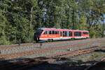 Nach einem Halt im Bahnhof Kahl am Main macht sich der Desiro 642164 aus Schöllkrippen am 5.10.2024 hier um 1436 Uhr auf den Weg in Richtung Hanau.