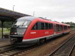 642 633-2/642 133-3 mit Zug RB 17717 Dresden Hbf-Zittau auf Bahnhof Zittau am 12-7-2007.