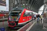 Auch am 24.05.2013 stand Desiro 642 527 als RB 34 von Frankfurt (Main) Hbf nach Glaubheim - Stockheim abfahrbereit im Startbahnhof.