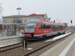 642191 wartet in Aschersleben auf seine Ausfahrt nach Dessau am 03.04.2013