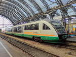 Dresden Hauptbahnhof am 25. November 2016 steht 642 820-4 (95 80 642 820-4 D-DLB)
Trilex VT 20B als TL 74871 nach Zittau bereit. 
