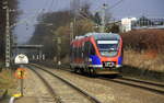 Ein Nachschuss von der Euregiobahn (RB20) kommt aus Langerwehe nach Herzogenrath und hält in Kohlscheid und fährt in Richtung Herzogenrath. 
Aufgenommen von Bahnsteig 2 in Kohlscheid. 
Bei Sonnenschein am Kalten Nachmittag vom 19.2.2017.