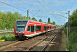 946 514-6, 946 021-2 und 946 513-8 (Stadler GTW 2/6) von DB Regio Nordost, womöglich als Überführung, durchfahren den Bahnhof Berlin-Hohenschönhausen (S) auf dem Berliner Außenring (BAR | 6012) Richtung Karower Kreuz.
Aufgenommen am Ende des Bahnsteigs 4.
[18.7.2019 | 16:49 Uhr]