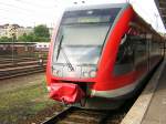 Eine BR 646 wartet am frhen Abend des 08.06.2004 im Bahnhof Berlin-Lichtenberg auf die Abfahrt nach Tiefensee ber Ahrensfelde und Werneuchen.