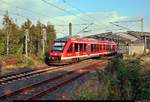 648 957-8 (Alstom Coradia LINT 41) von DB Regio Schleswig-Holstein (DB Regio Nord) als RE 21228 (RE74) von Kiel Hbf nach Husum verlässt den Bahnhof Rendsburg auf der Bahnstrecke Husum–Kiel