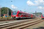 2 648er als Leerfahrt nach Northeim. Sie waren so sauber, dass sich ein anderer 648er drin spiegelte. 20.9.2008,Kreiensen