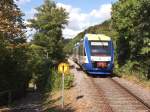 BRB-VT 215 fhrt am 31.7.13 in den Haltepunkt Wasserzell ein. (Blick nach Norden) 

