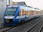 HEX  VT 648 369 steht am 3. Dezember 2016 im Bahnhof von Halberstadt zur Fahrt nach Goslar bereit. 