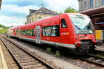 650 313-3 mit 650 113 als als RB nach Ulm Hauptbahnhof am 13. Mai 2022im Bahnhof Sigmaringen.