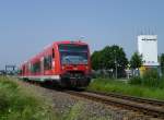 650 319 mit 650 327 bei der Durchfahrt in Neu Ulm nach Memmingen am 20.06.13.