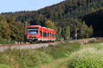 Eine Regionalbahn auf dem Weg von Sigmaringen nach Ulm, über Aulendorf, Kisslegg, Memmmingen, hier nach dem Bahnhof  Roßberg , der jedoch nicht mehr als Personenbhf genutzt wird ... 30.09.2016