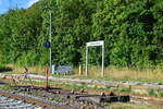 Blick auf den heute nicht mehr benötigten Bahnsteig Gleis 5. In Gleis 5 werden heute nur noch Triebwagen abgestellt.

Bad Lobenstein 01.08.2023