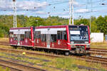 LVT-S 672 919/920 setzen zurück an den Bahnsteig 4 in Neustrelitz. - 14.09.2024