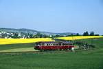 79 726 + 996 836 bei Geilertsreuth (Strecke Neustadt (W) - Floß - Eslarn) am 19.05.1990