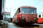 Chiemgaubahn, Prien DB-Bahnhof (20.08.1983): Uerdinger Schienenbus mit dem Ziel Aschau  