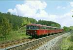 Im Korridor Verkehr nach Obersuhl (Strecke Bebra-Gerstungen)  ber das kurze Stck DDR Staatsgebiet wurde in den 60er Jahren vorwiegend bis zu 5 teilige Schienenbusse eingesetzt